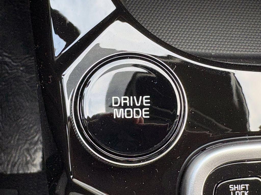 New 2026 Kia Seltos S FWD image 28