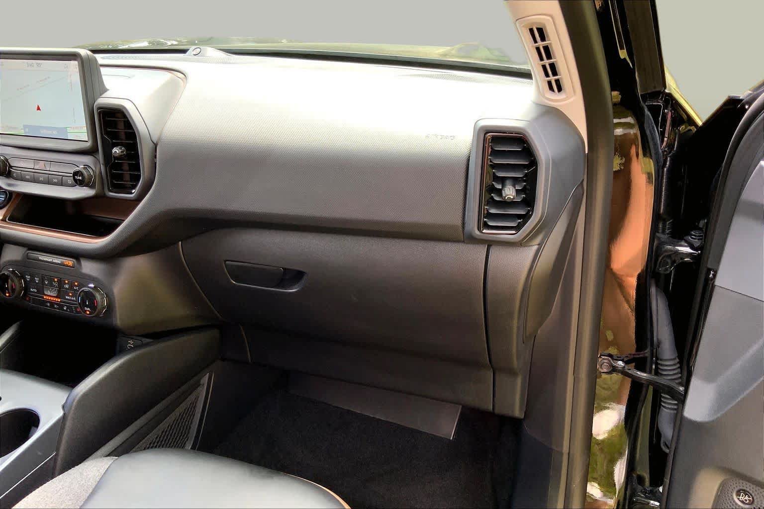 Used 2024 Ford Bronco Sport Outer Banks w/ Tech Package AWD/4WD image 19