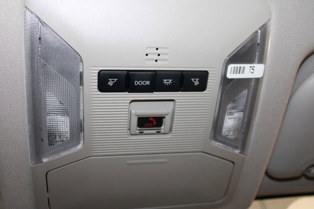 Used 2024 Toyota RAV4 LE image 27