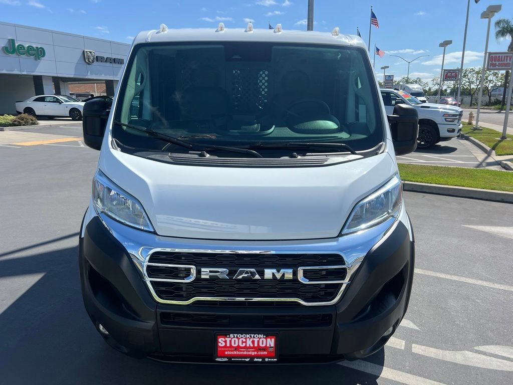 Used 2025 RAM ProMaster 2500 w/ U-Haul Equipment Group FWD image 8