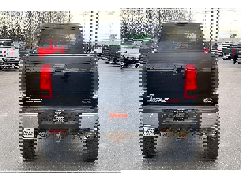 Used 2007 GMC Sierra 2500 SLT w/ Convenience Package image 4