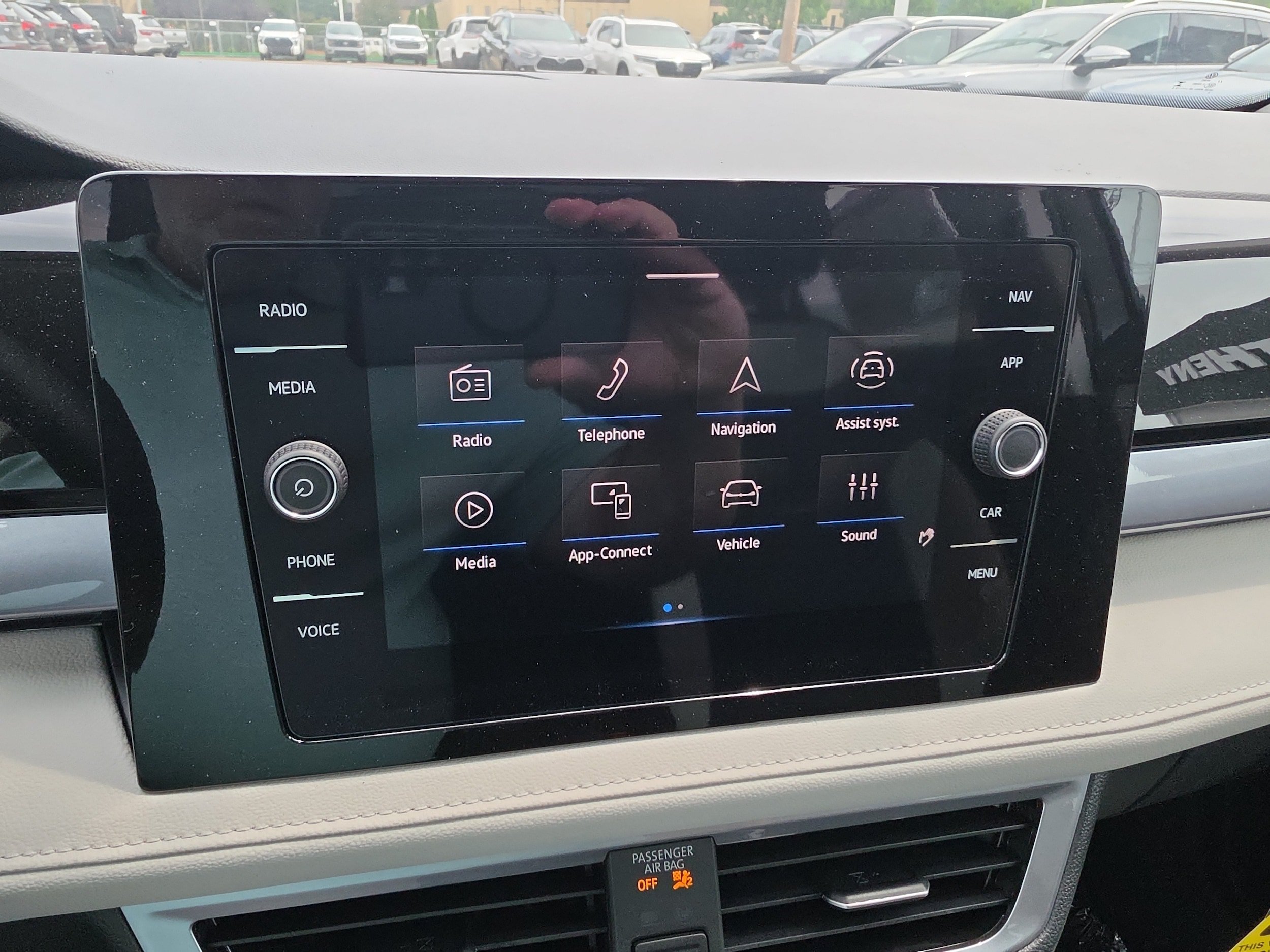 New 2026 Volkswagen Taos SEL AWD/4WD image 17