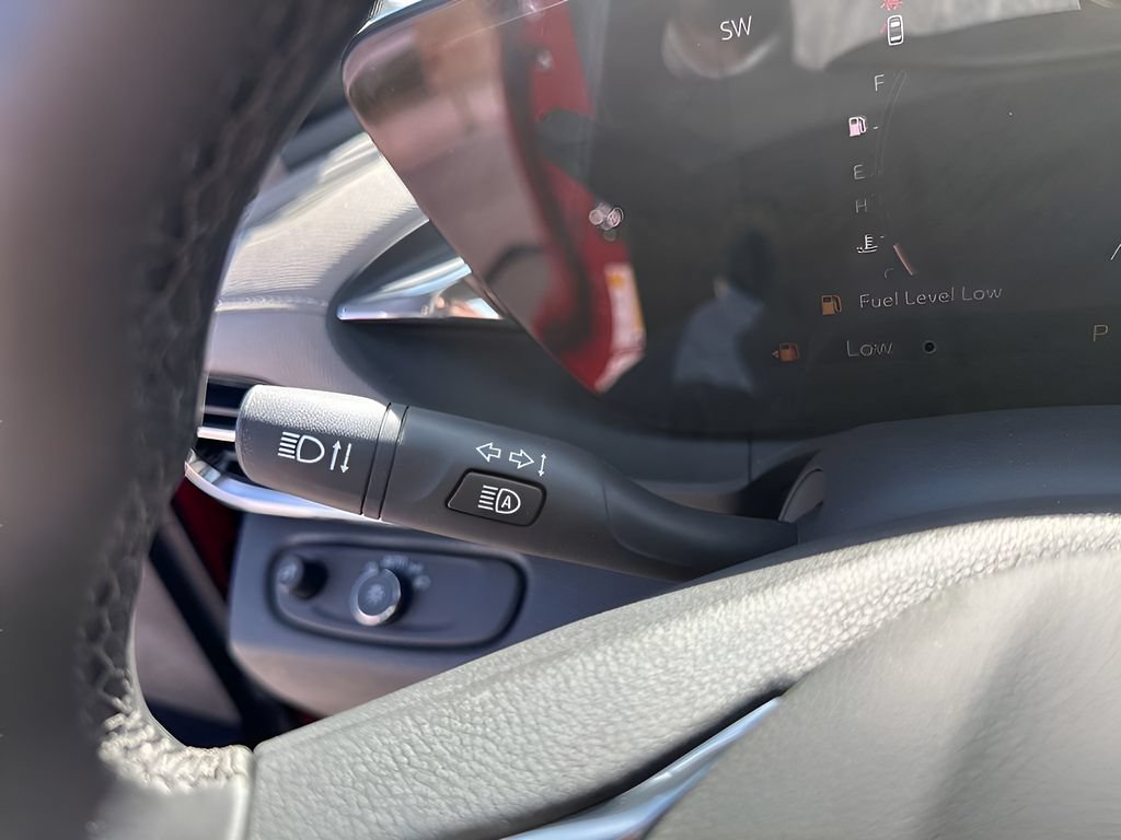 New 2026 Buick Envista Sport Touring FWD image 34