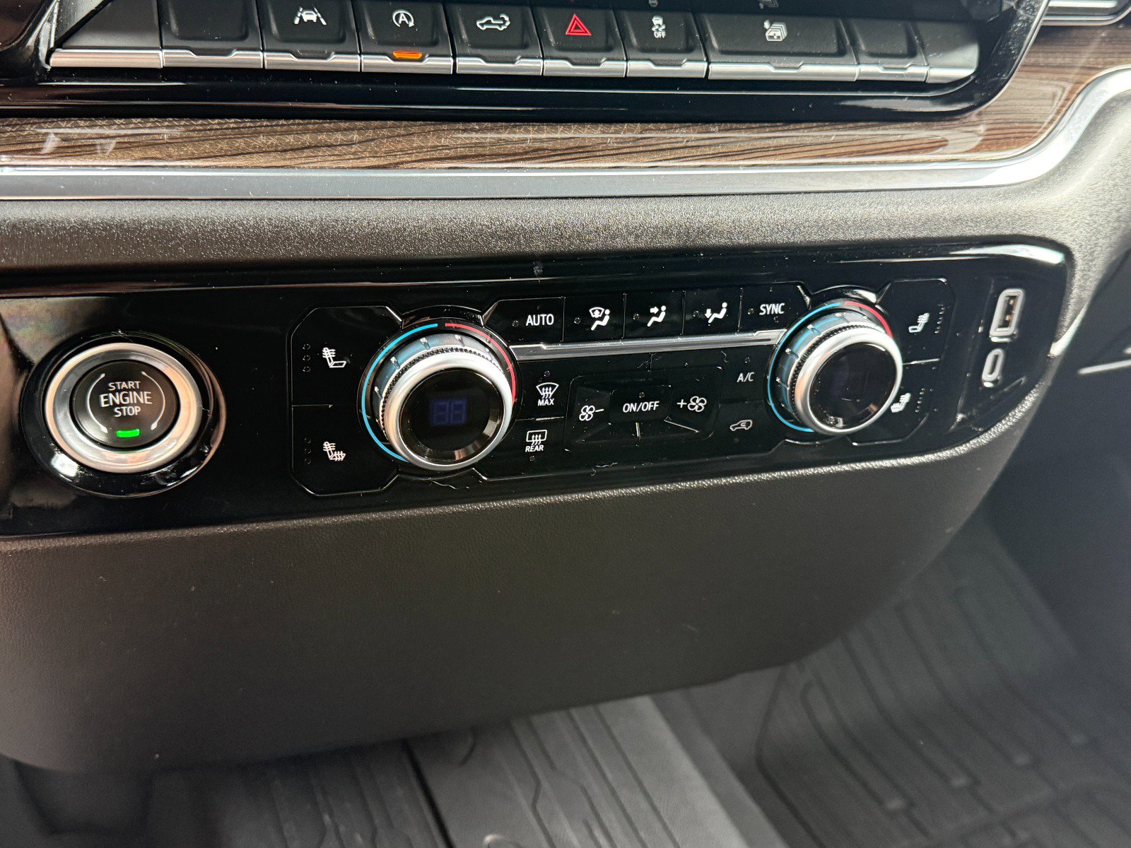 Used 2024 GMC Sierra 1500 Elevation image 31