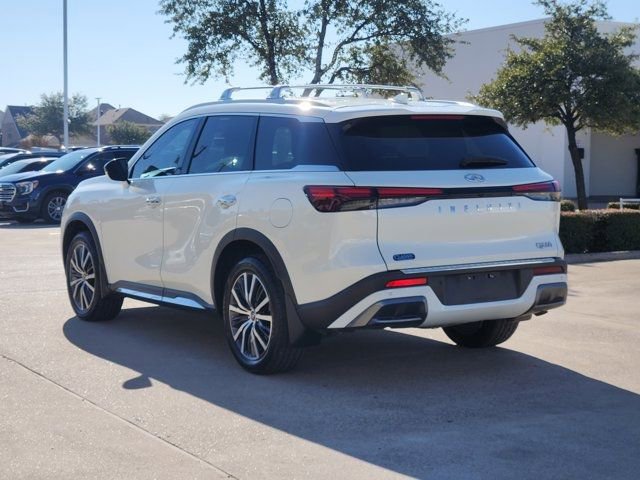 Used 2023 INFINITI QX60 Sensory w/ Vision Package image 3