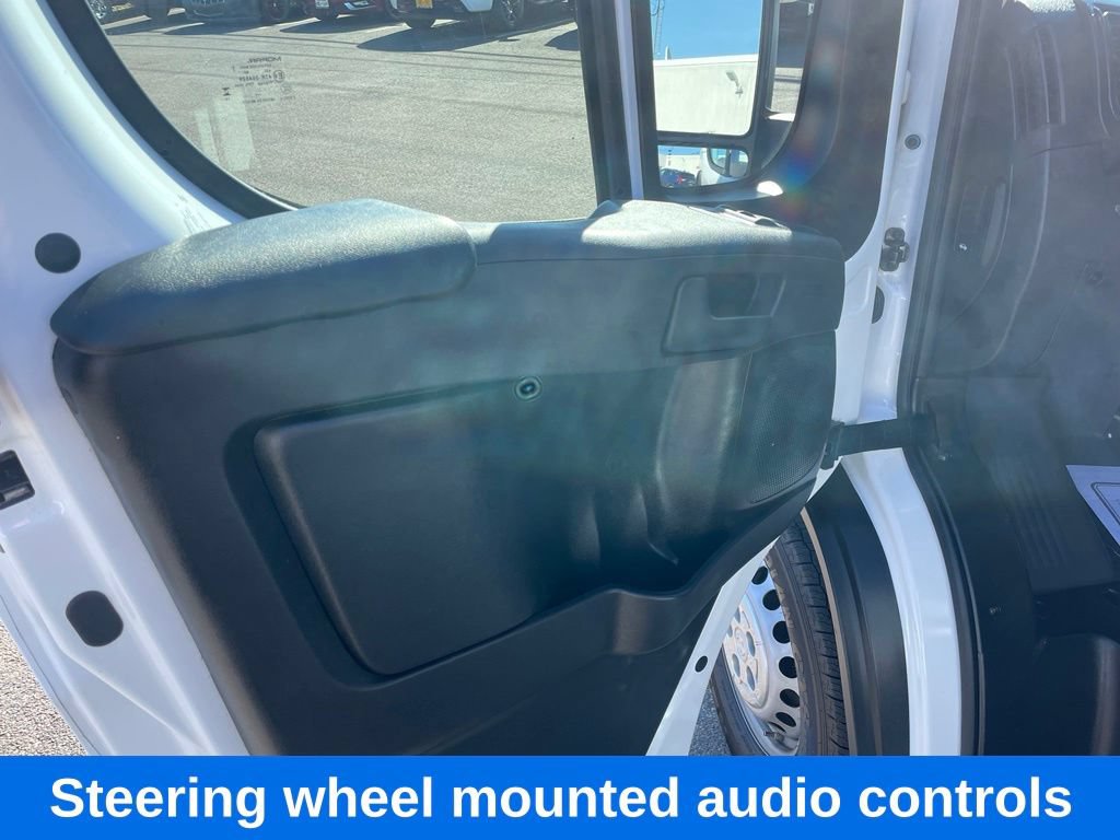 Used 2025 RAM ProMaster 2500 w/ U-Haul Equipment Group FWD image 8
