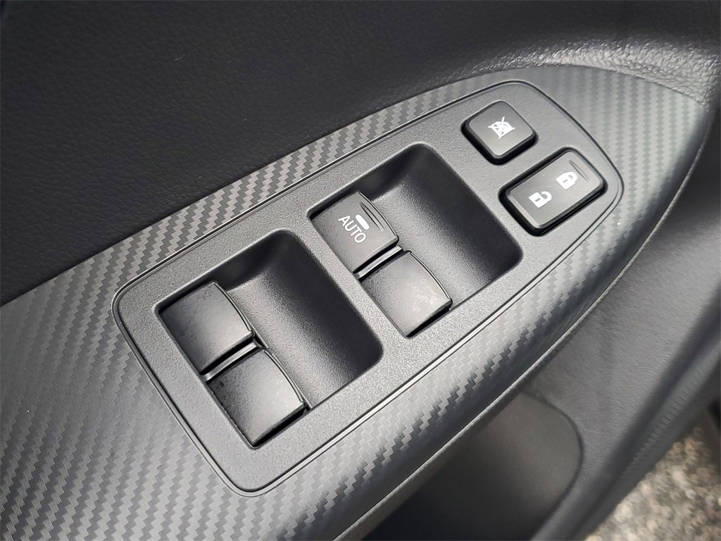 New 2025 Mitsubishi Eclipse Cross Black Edition image 17