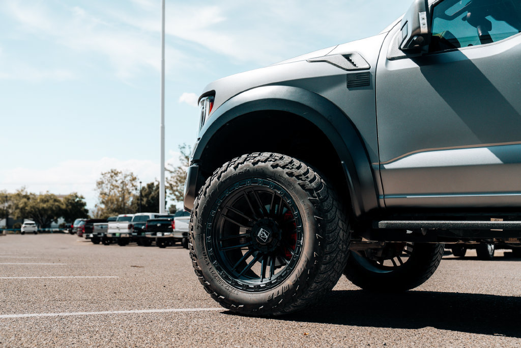 Used 2023 Ford F150 Raptor w/ Equipment Group 802A Raptor R AWD/4WD image 18