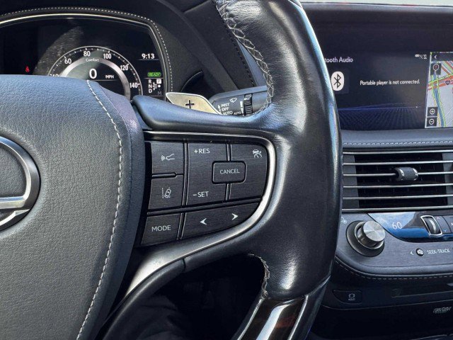 Used 2018 Lexus LS 500h w/ Luxury Package image 25