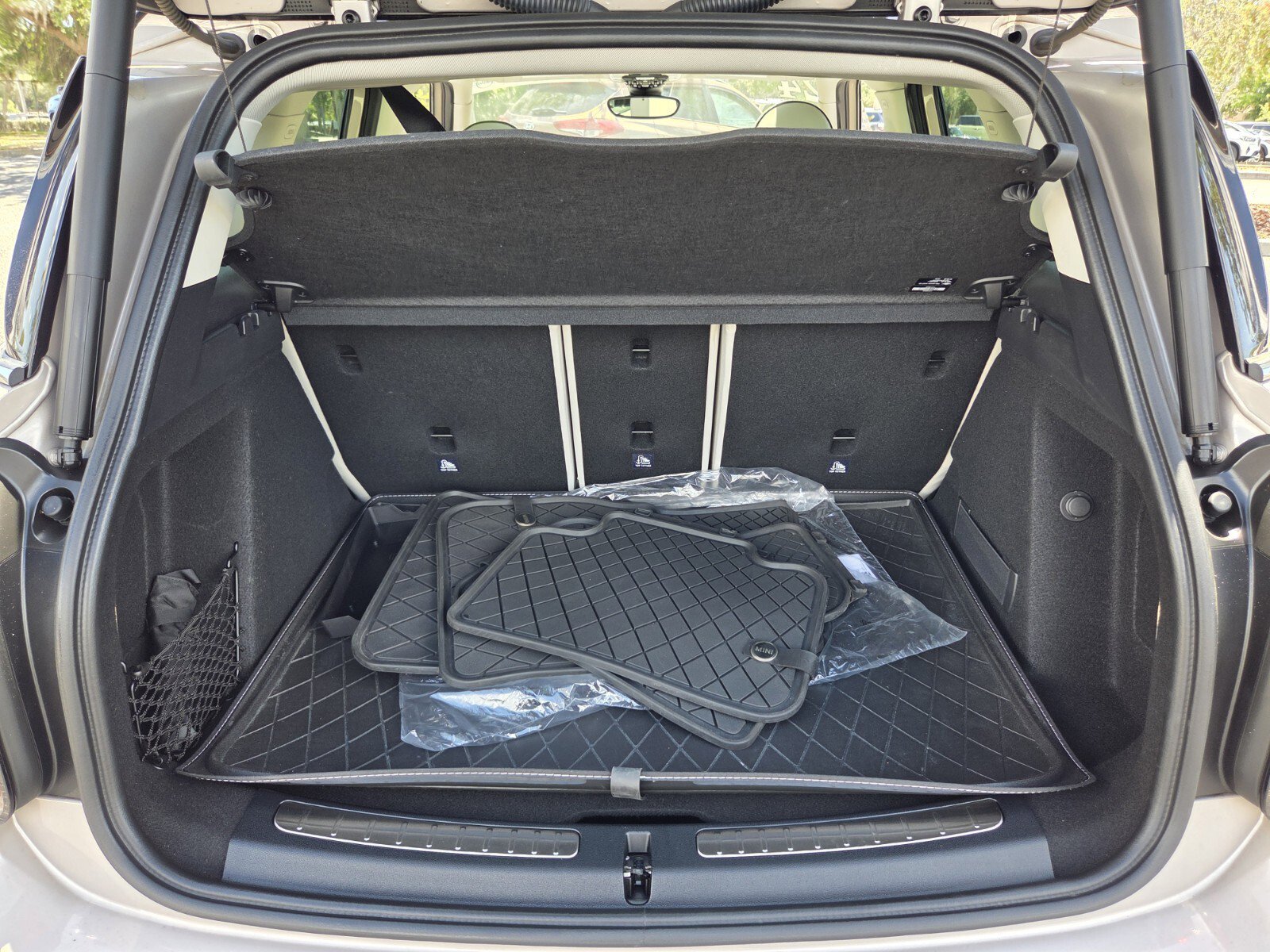 Certified 2024 MINI Cooper Countryman S w/ Signature Upholstery Package FWD image 15