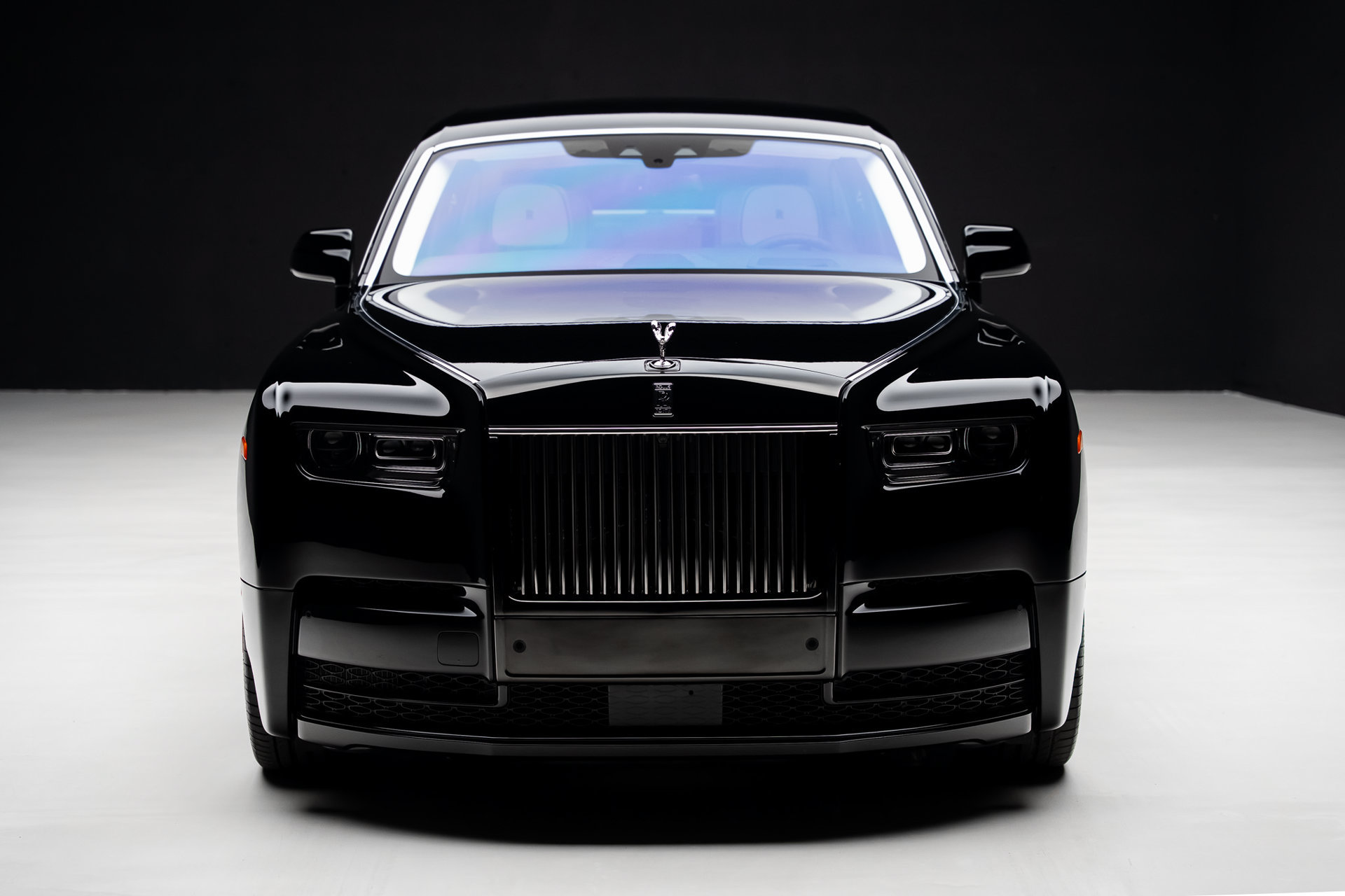 Used 2024 Rolls-Royce Phantom Extended Wheelbase RWD image 8