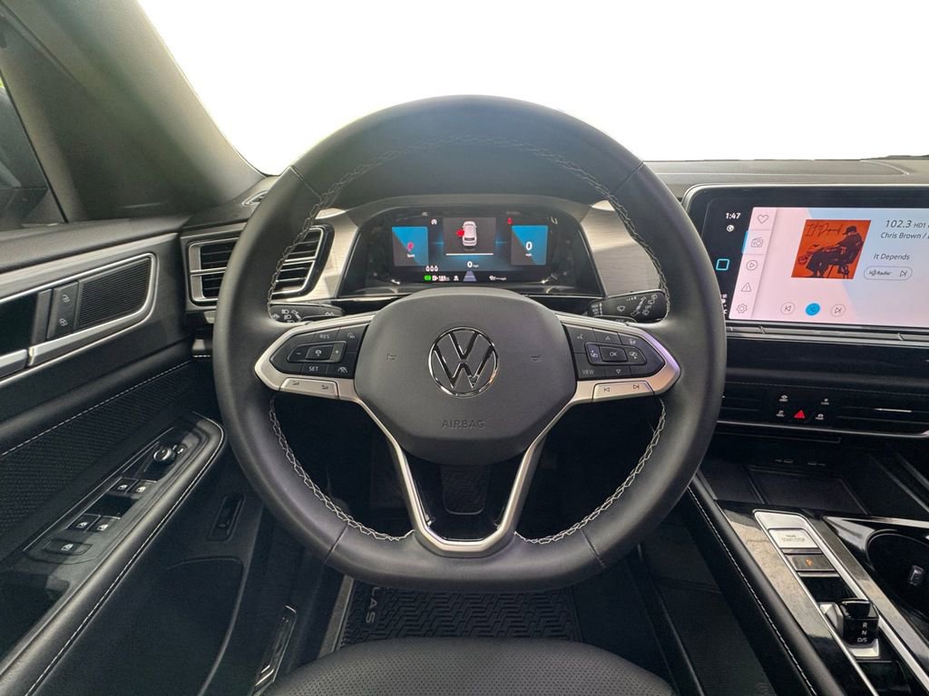 Used 2024 Volkswagen Atlas Cross Sport SE image 13