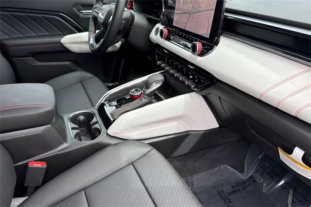 New 2025 GMC Canyon AT4 w/ AT4X AEV Edition image 17