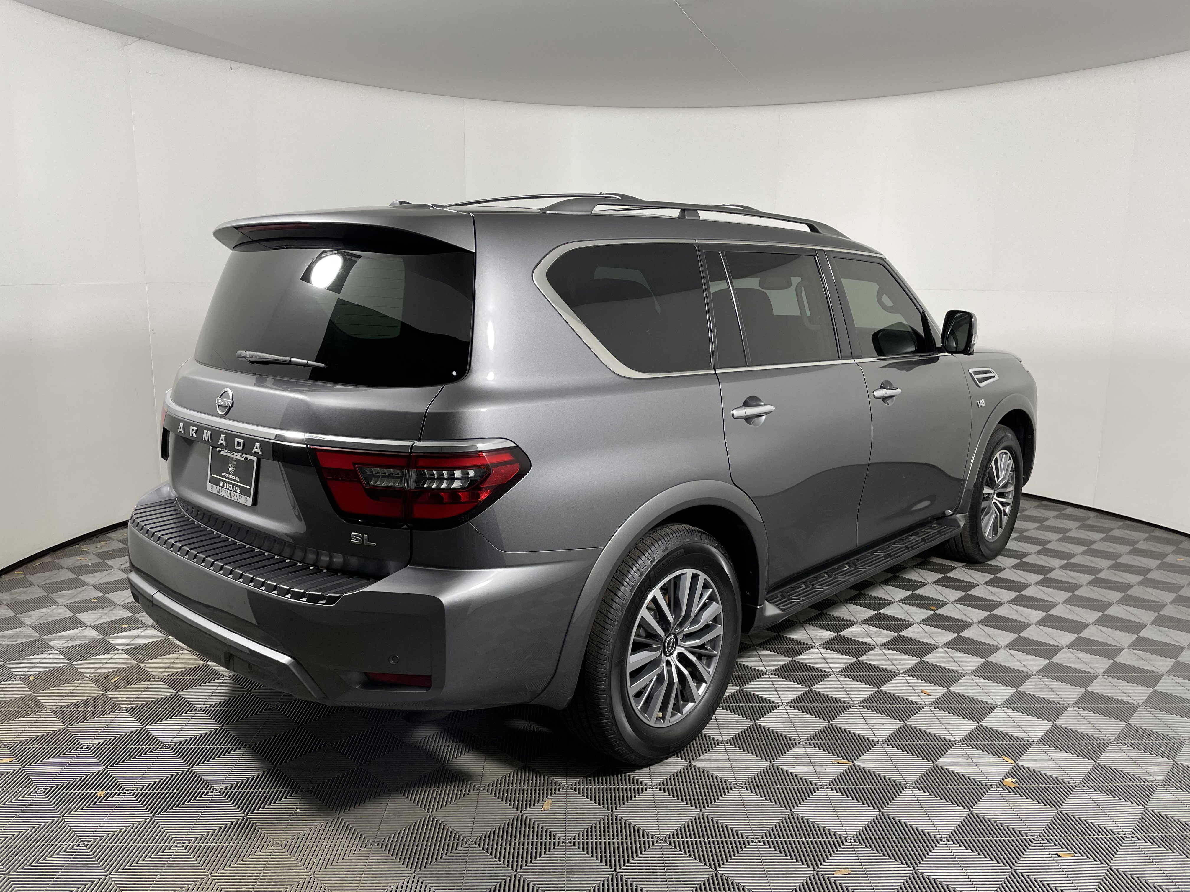 Used 2021 Nissan Armada SL w/ Captain's Chairs Package image 5