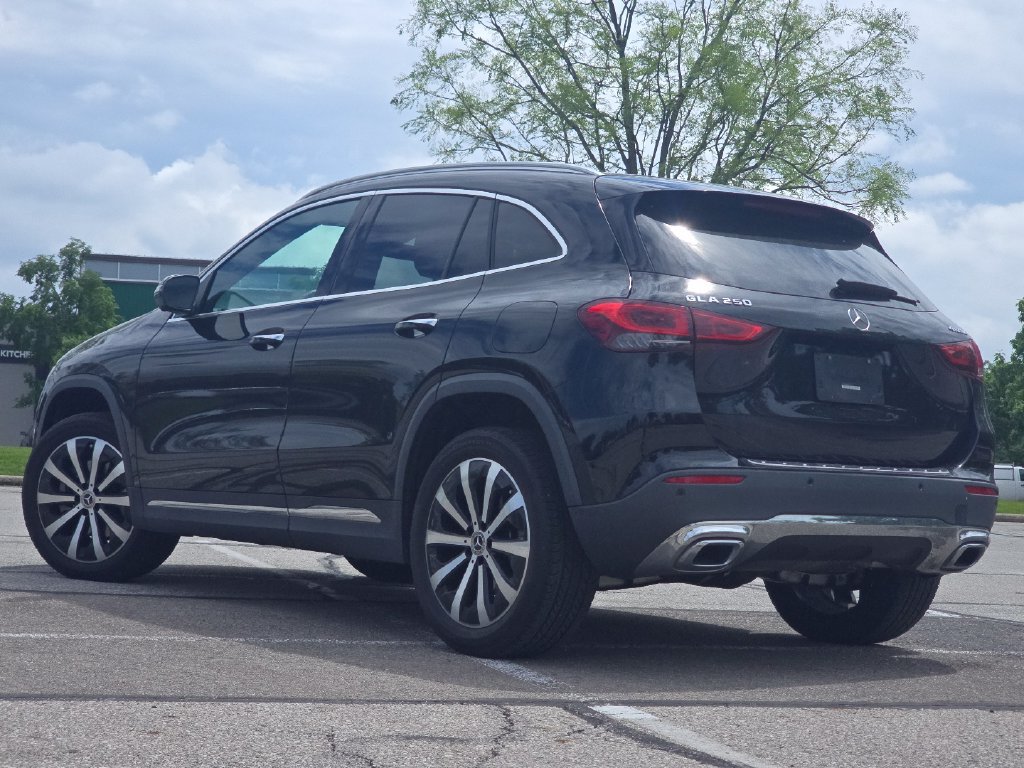 Used 2023 Mercedes-Benz GLA 250 4MATIC image 13