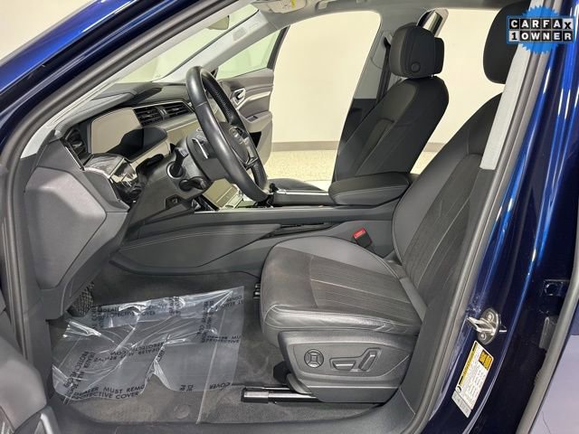Used 2021 Audi e-tron Premium Plus w/ Premium Plus Package image 15