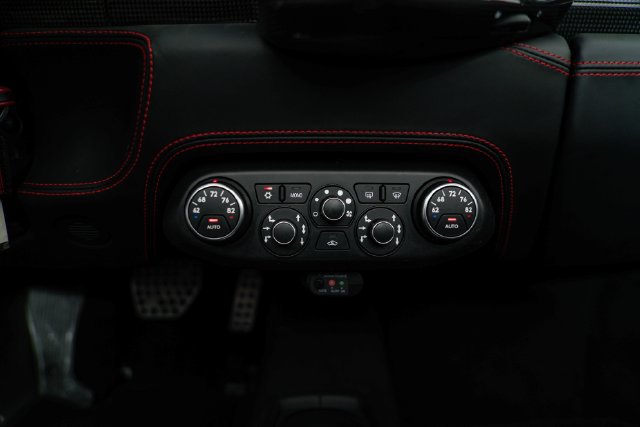 Used 2014 Ferrari 458 Spider RWD image 21