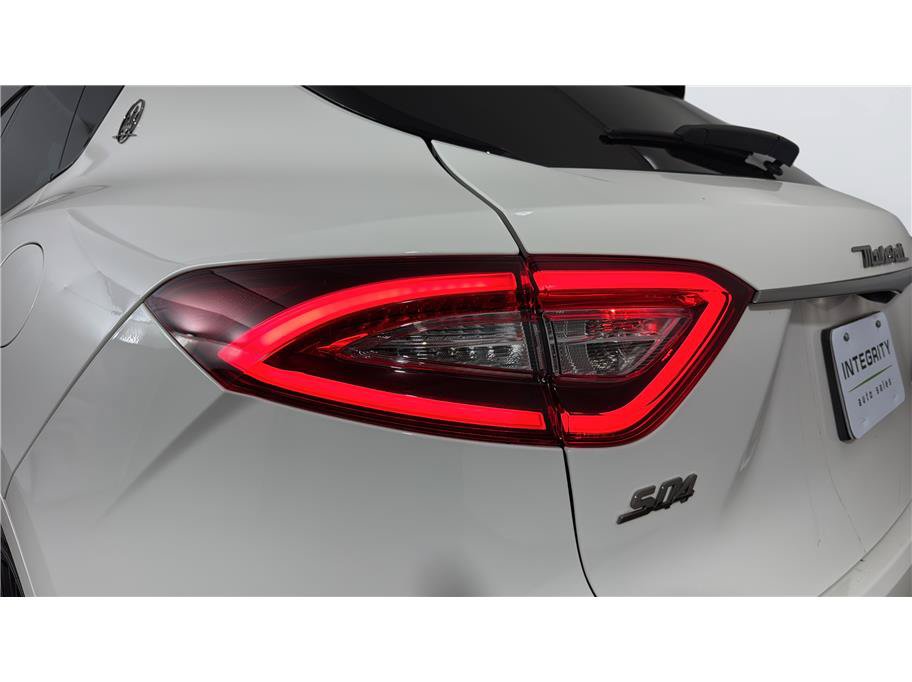 Used 2019 Maserati Levante S AWD/4WD image 41