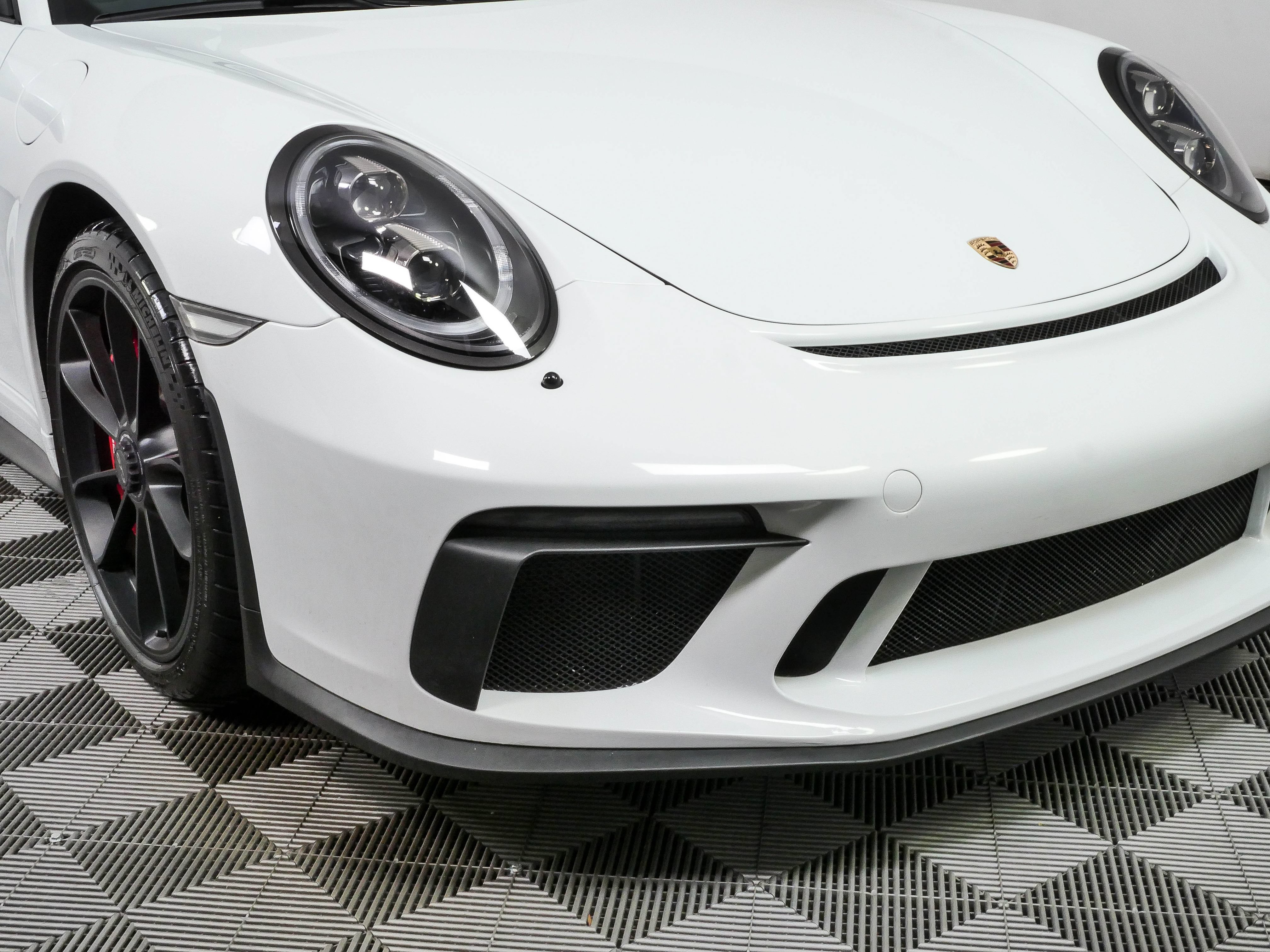 Certified 2018 Porsche 911 GT3 w/ Sport Chrono Package RWD image 35