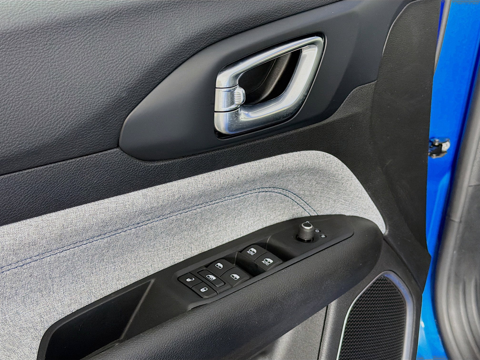 Used 2022 Jeep Compass Latitude w/ Convenience Group image 19