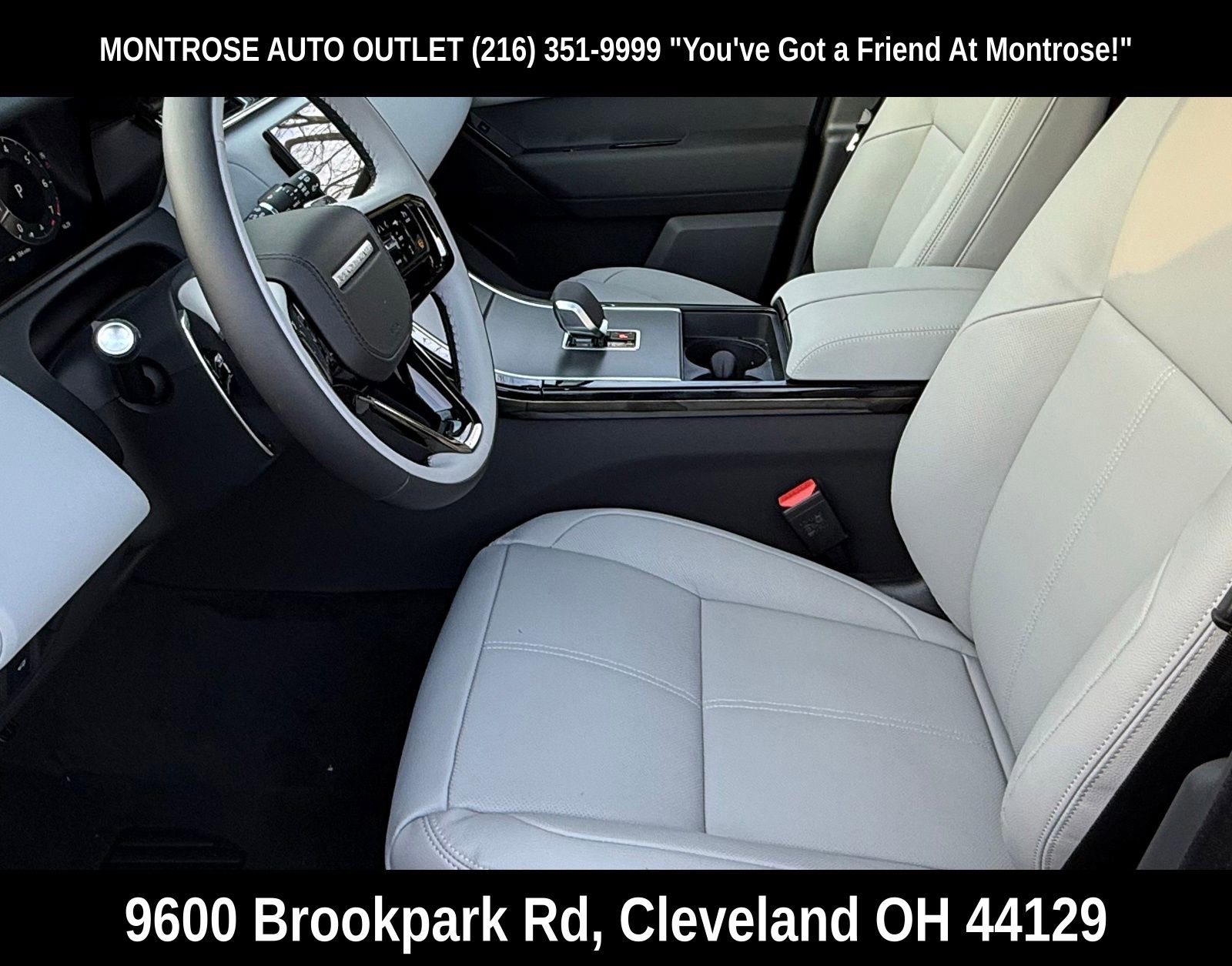 New 2026 Land Rover Range Rover Velar Dynamic SE image 12