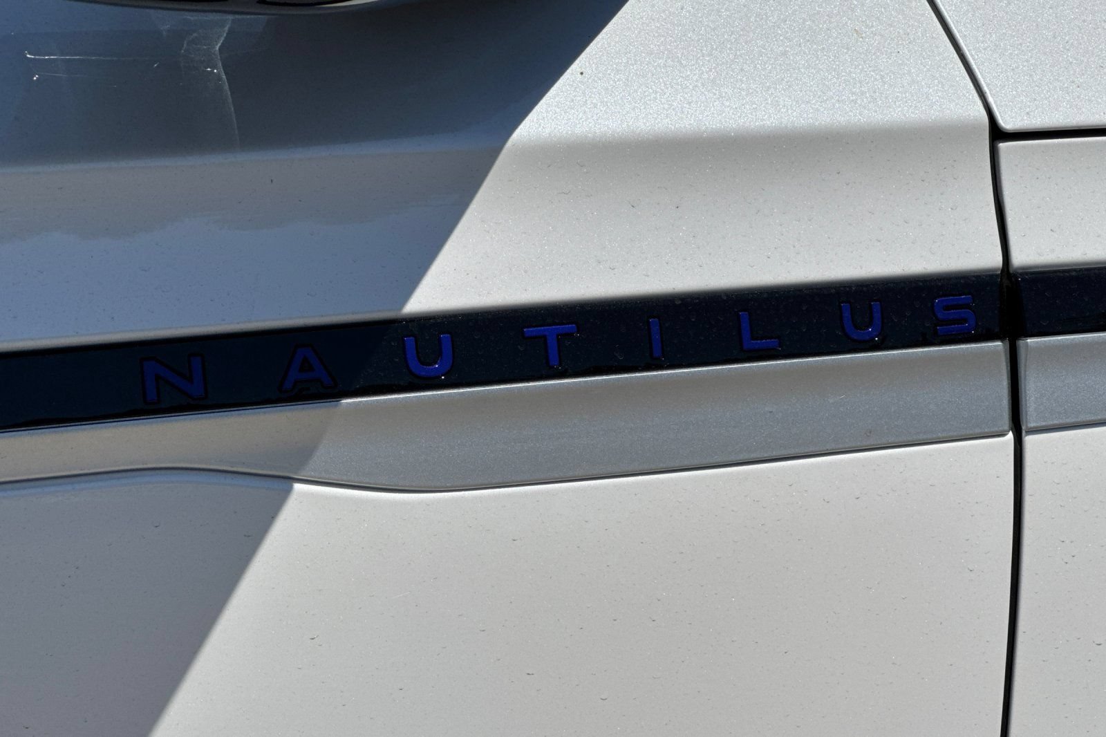 New 2026 Lincoln Nautilus Premier AWD/4WD image 23