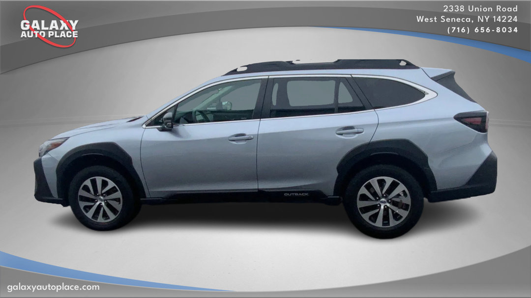 Used 2023 Subaru Outback Premium image 8