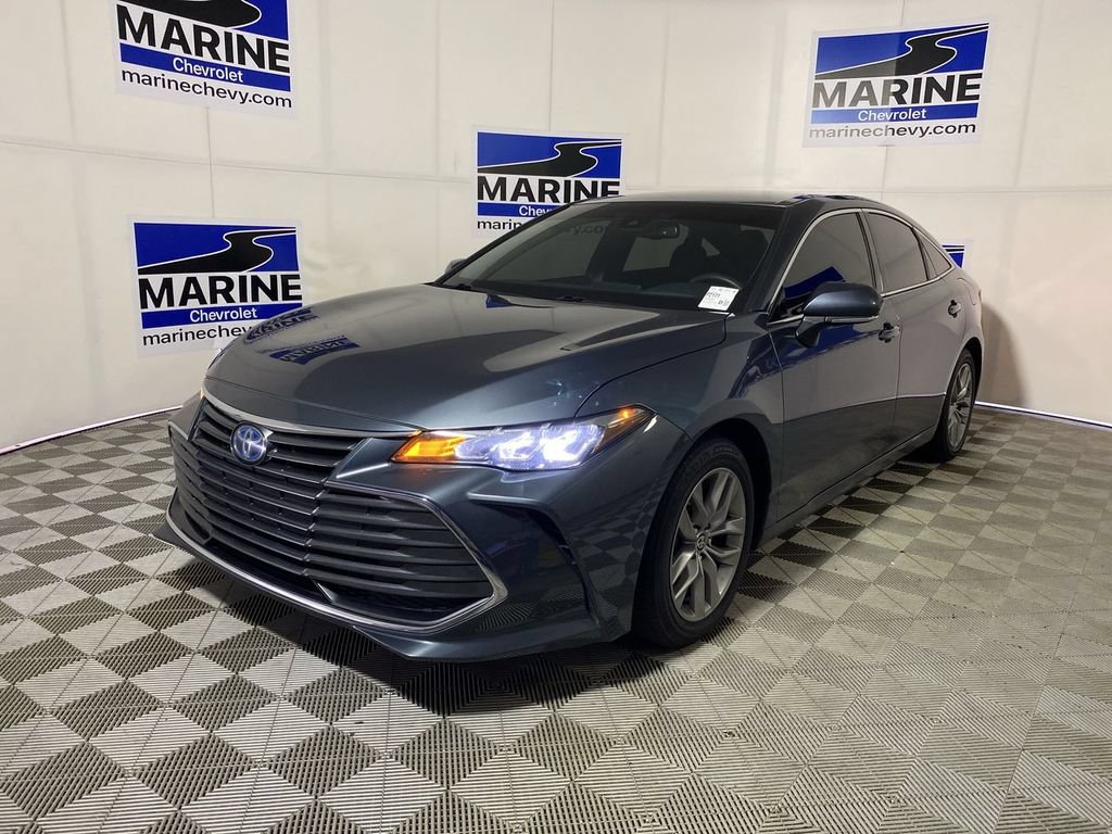 Used 2022 Toyota Avalon XLE FWD image 14