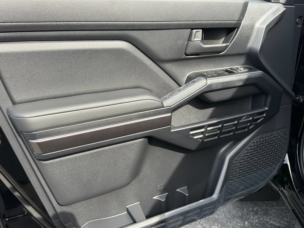 New 2026 Toyota 4Runner SR5 AWD/4WD image 26