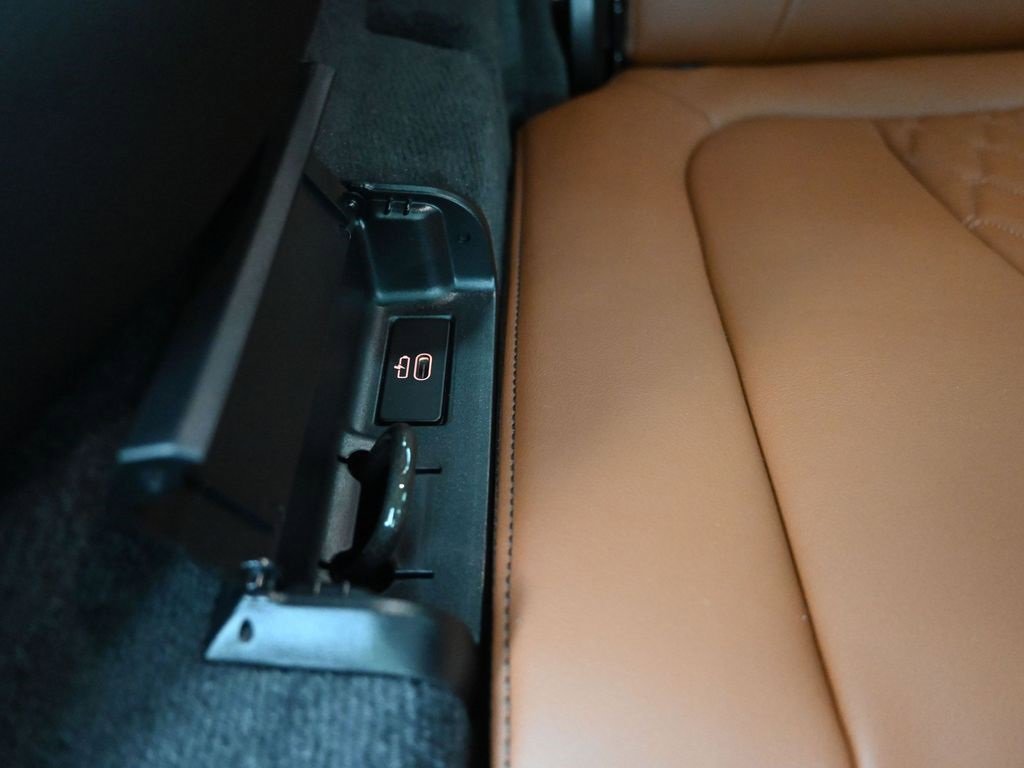 New 2026 BMW X7 xDrive40i w/ M Sport Package image 36