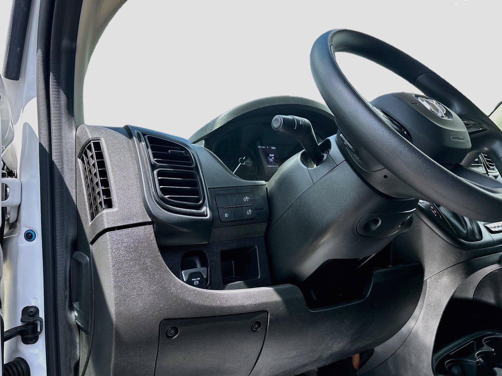 Used 2025 RAM ProMaster 2500 w/ Convenience Group FWD image 19