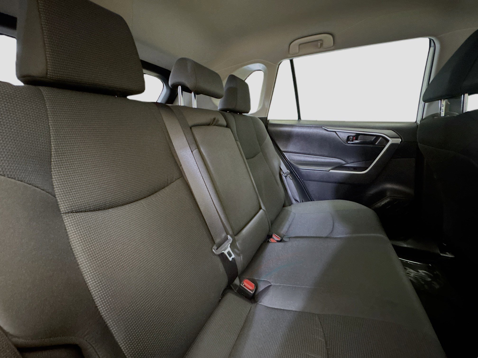 Used 2025 Toyota RAV4 LE image 16