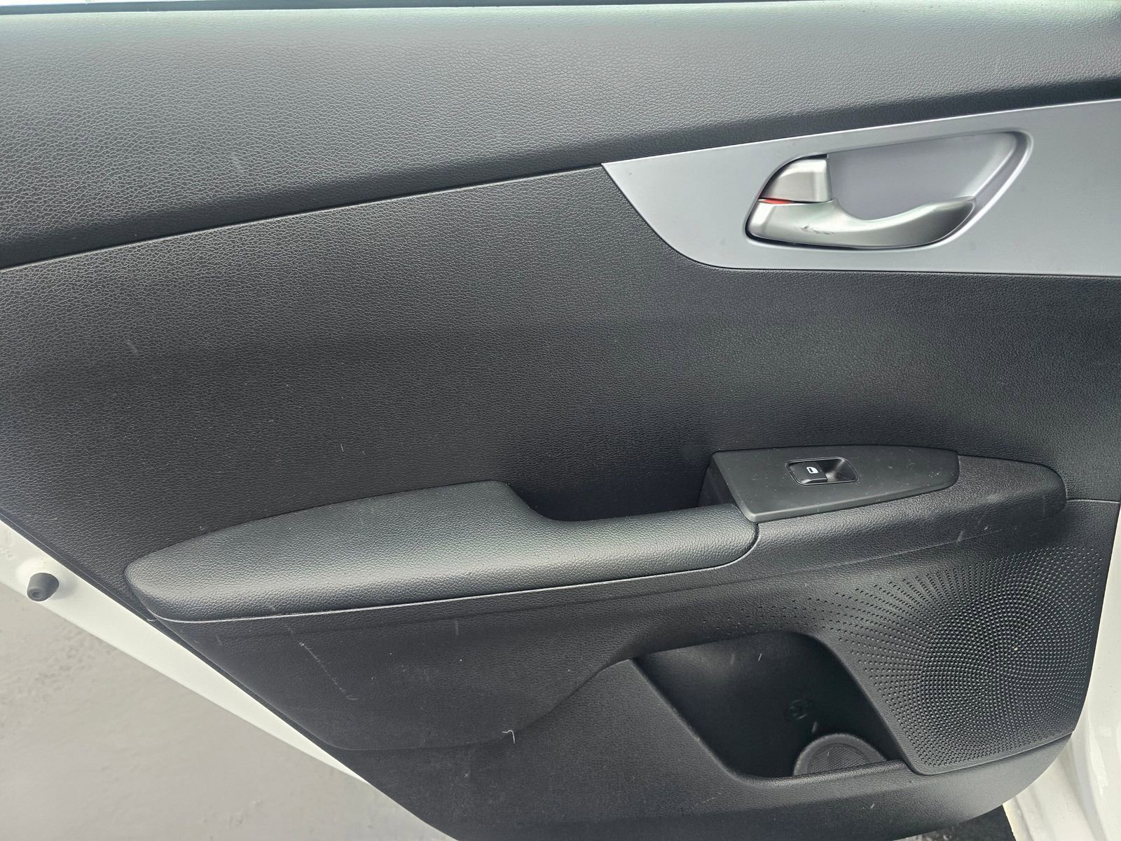 Used 2022 Kia Forte FE image 24