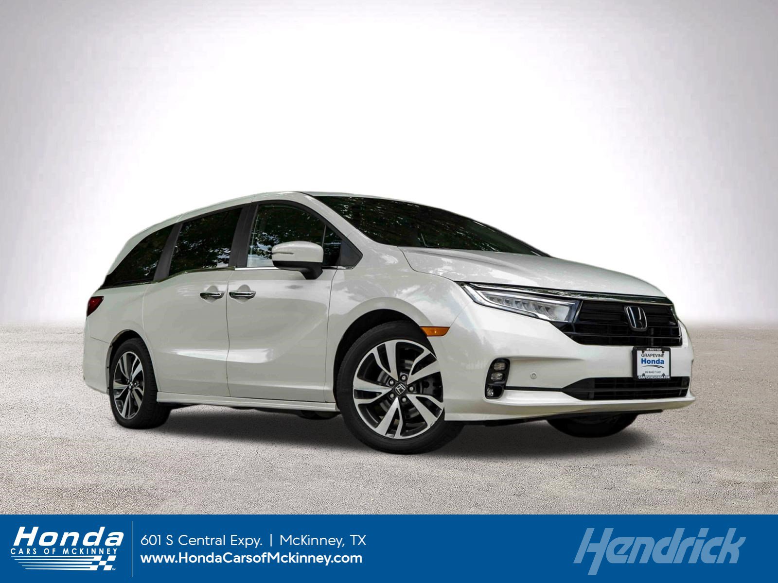Used 2023 Honda Odyssey Touring image 1