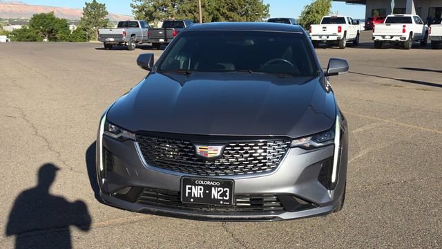 Used 2020 Cadillac CT4 Luxury RWD image 3