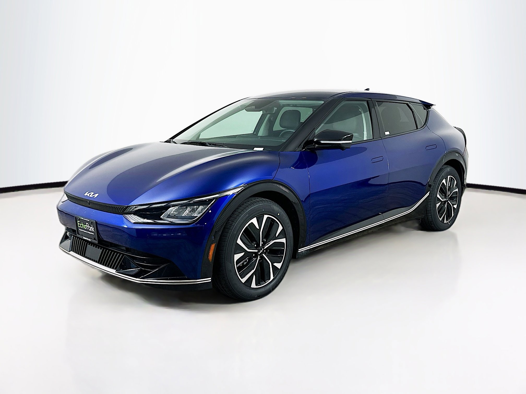 Used 2023 Kia EV6 Wind w/ Wind Technology Package AWD/4WD image 3