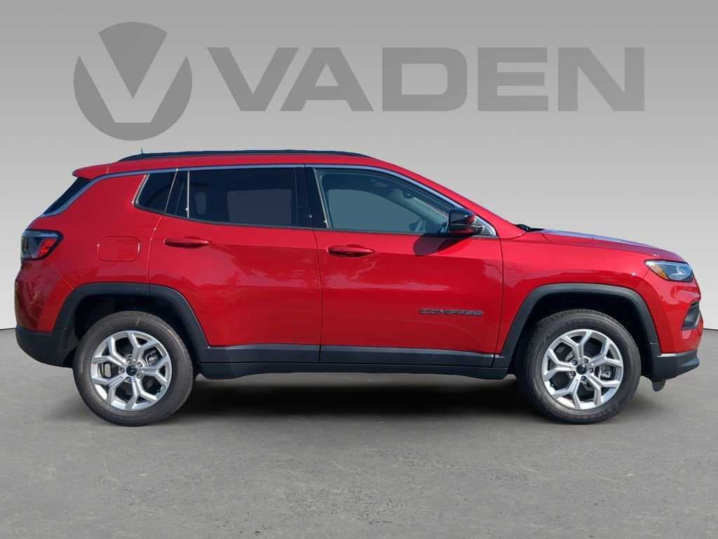 New 2025 Jeep Compass Latitude w/ Convenience Group image 2