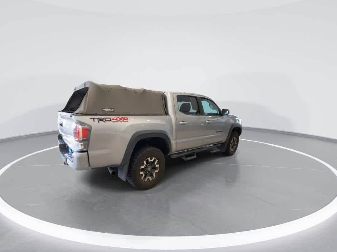 Certified 2020 Toyota Tacoma TRD Off-Road w/ TRD Premium Off Road Package AWD/4WD image 8