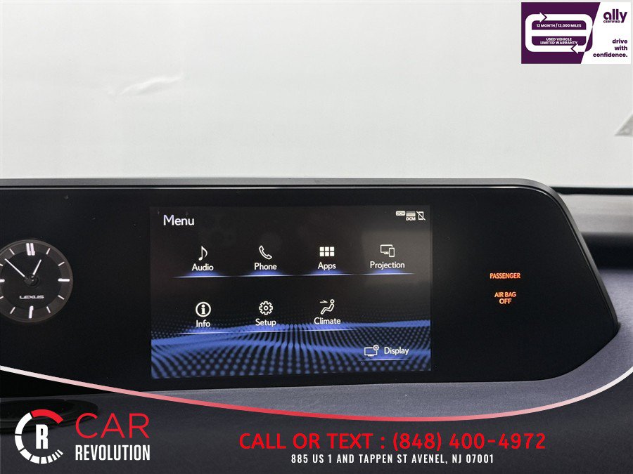 Used 2022 Lexus UX 250h w/ Premium Package AWD/4WD image 18