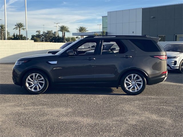 Used 2017 Land Rover Discovery HSE image 31