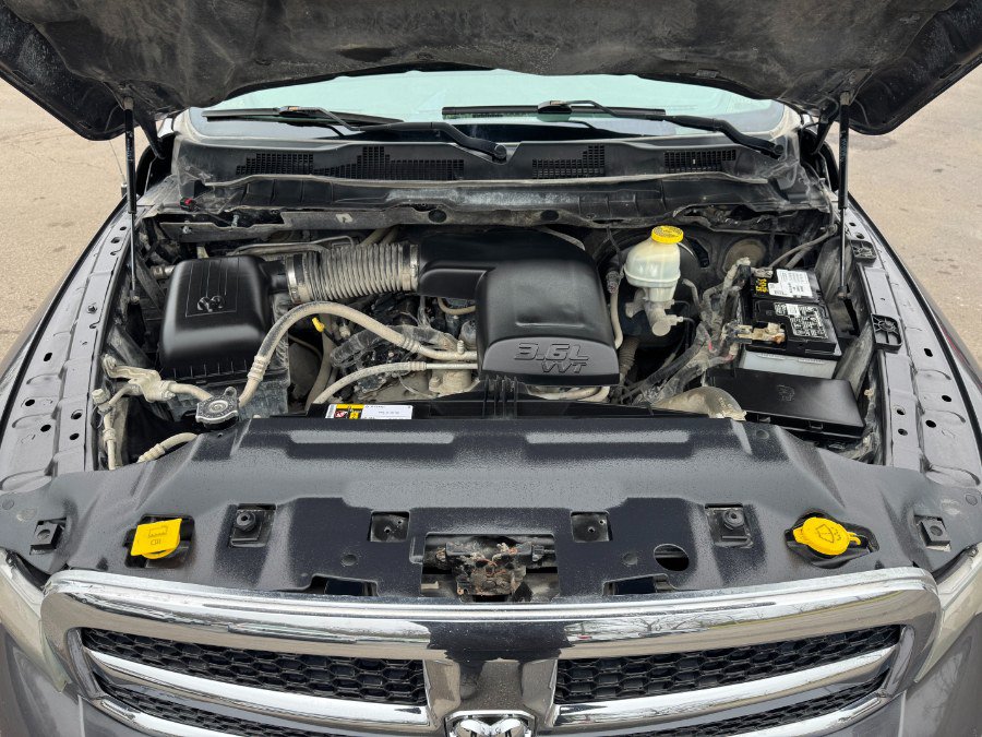 Used 2017 RAM 1500 Classic SLT AWD/4WD image 22