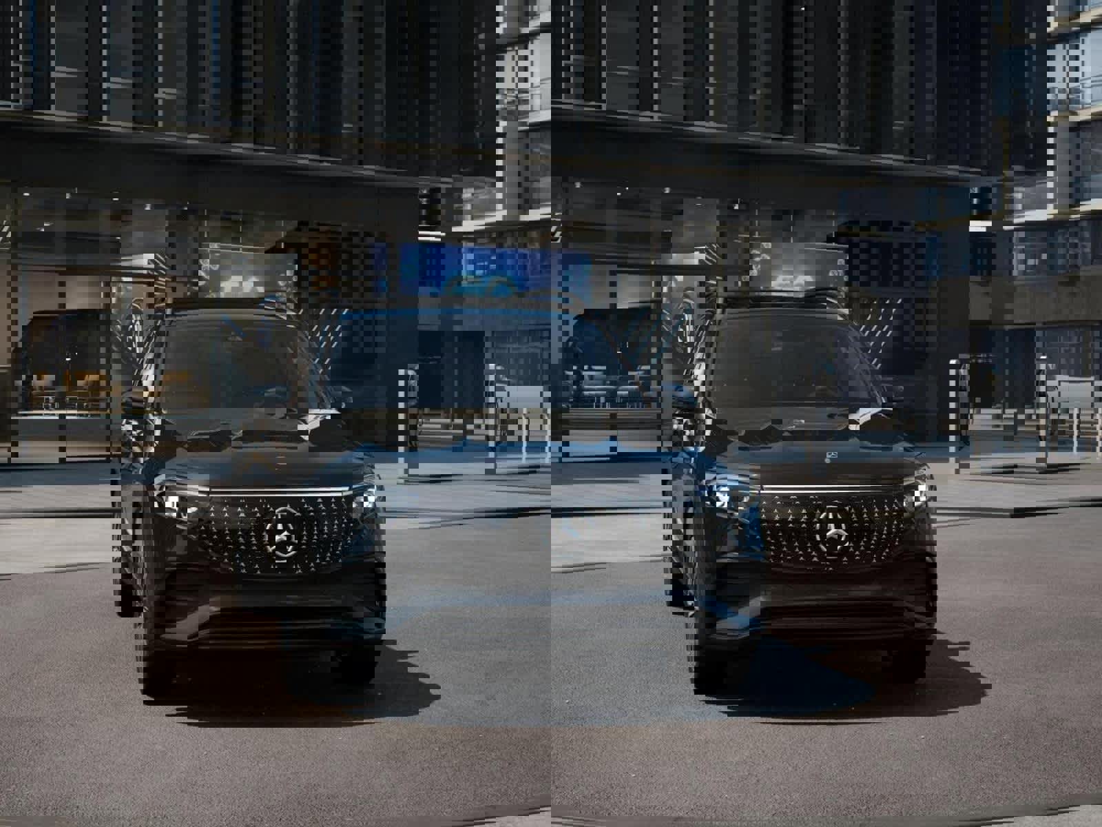 Used 2024 Mercedes-Benz EQB 350 4MATIC SUV image 38