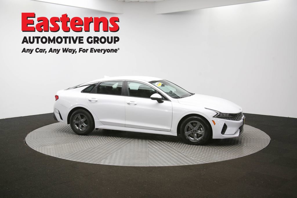 Used 2022 Kia K5 LXS image 45