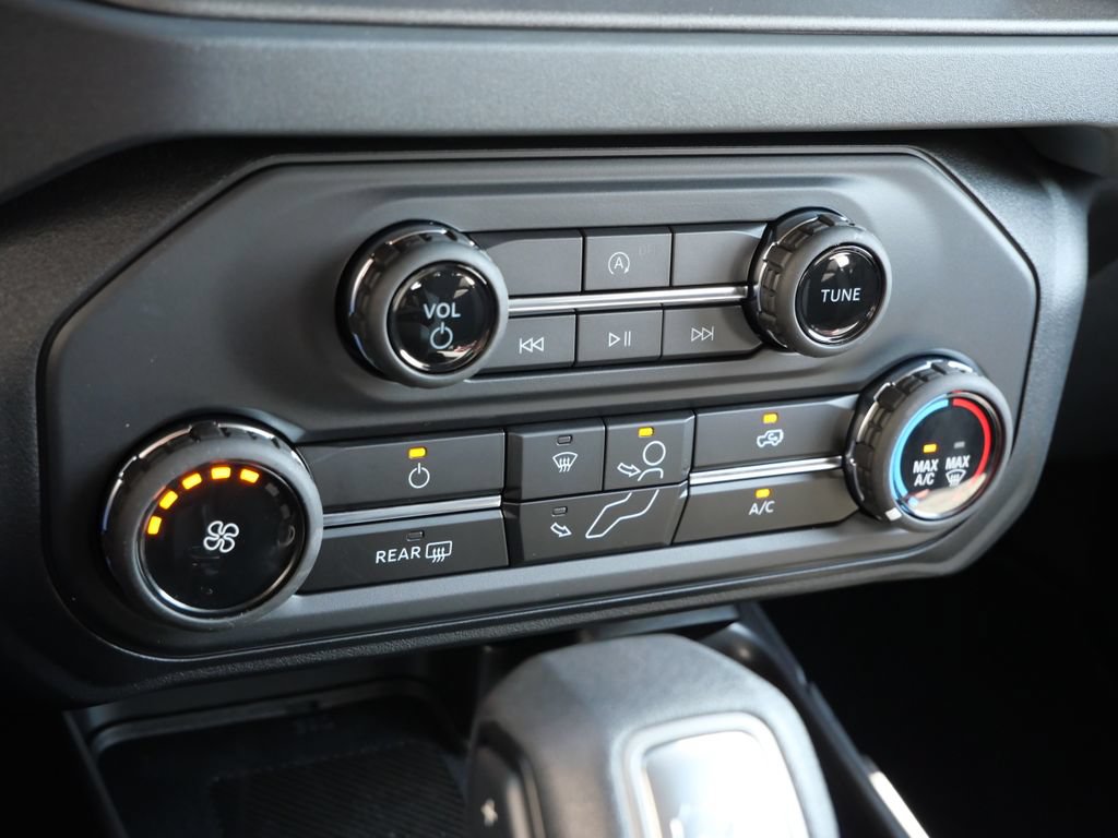 New 2026 Ford Bronco 4-Door AWD/4WD image 22