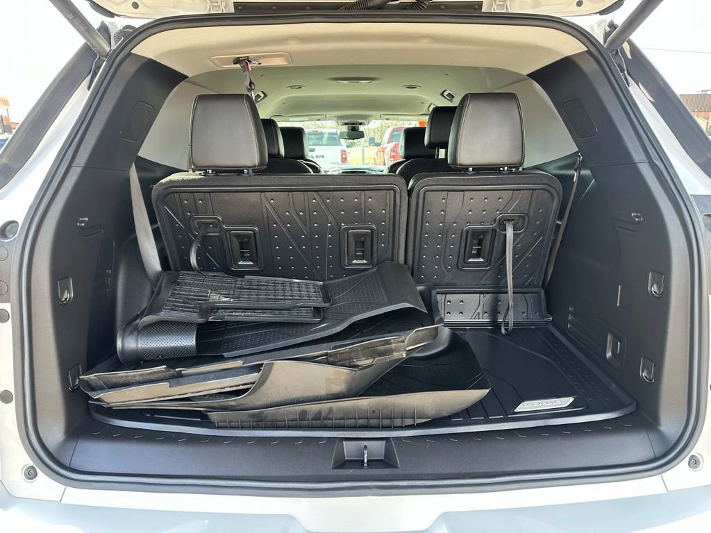 Used 2021 Chevrolet Traverse Premier w/ LPO, Floor Liner Package image 7