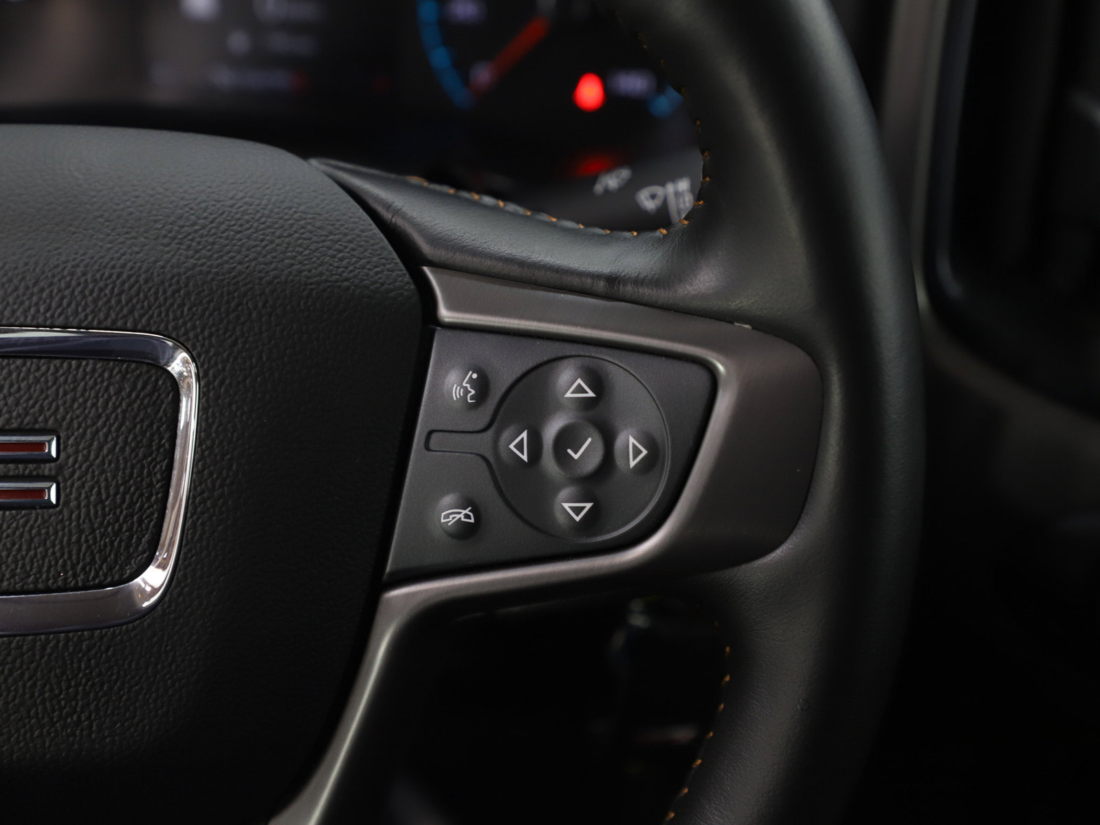 Used 2021 GMC Canyon AT4 w/ Driver Alert Package AWD/4WD image 19