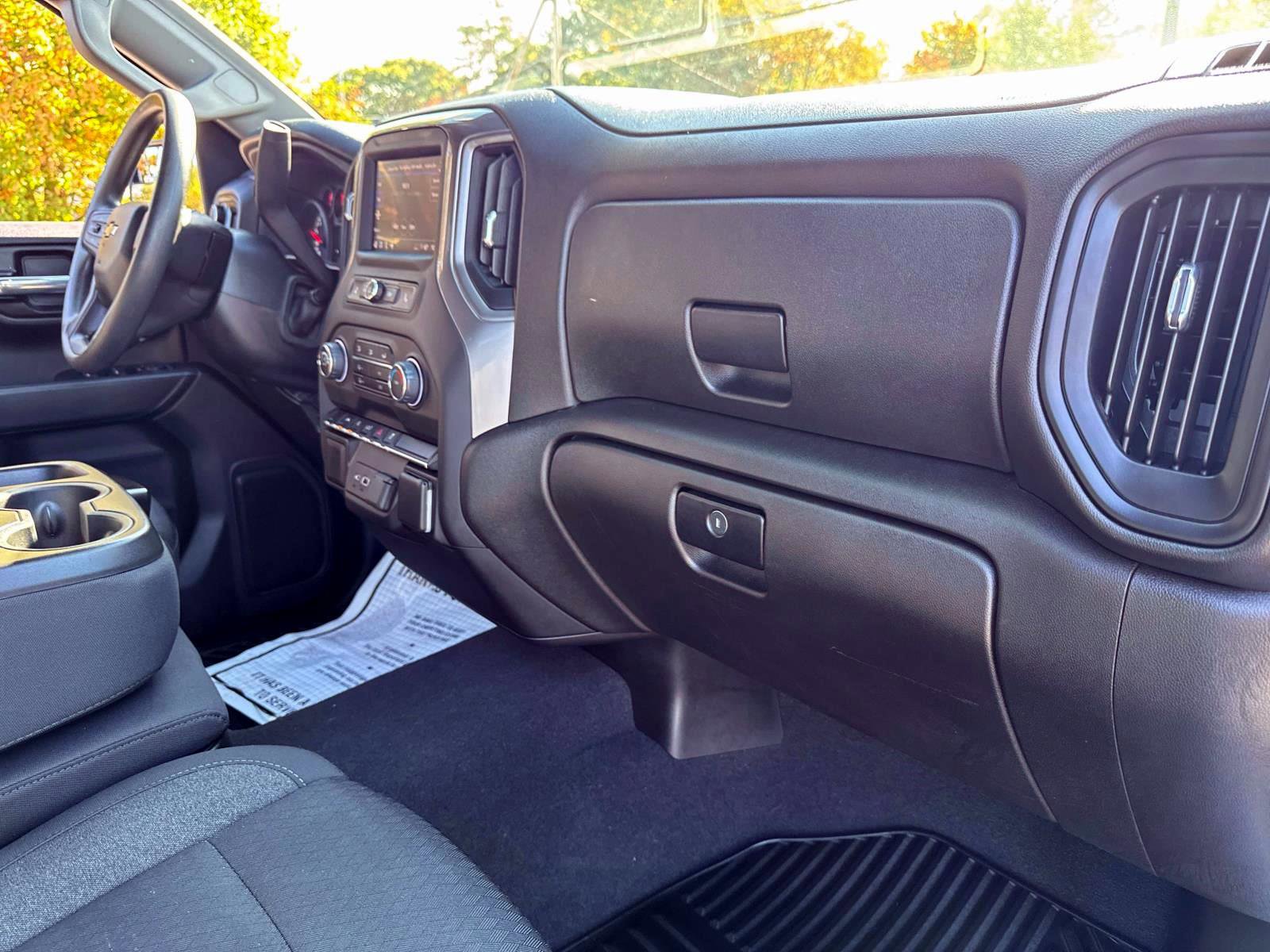 Certified 2022 Chevrolet Silverado 1500 Custom image 11