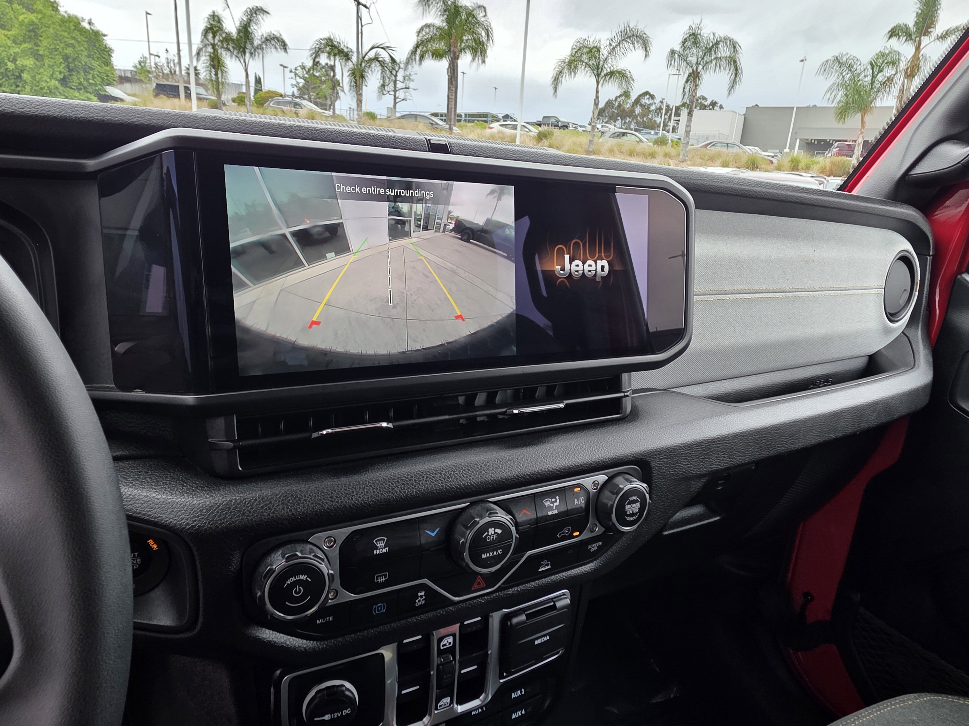 Certified 2025 Jeep Wrangler Willys image 16