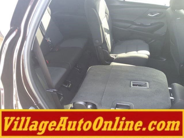 Used 2021 Chevrolet Traverse LT image 43