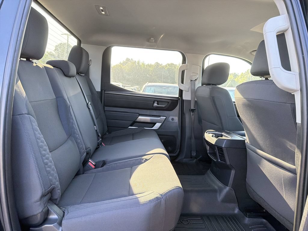 Used 2022 Toyota Tundra SR5 w/ SR5 Convenience Package AWD/4WD image 13